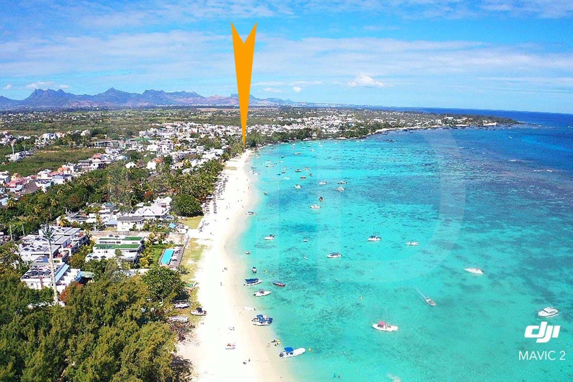 Caro'S Beachfront Trou aux Biches Exterior foto