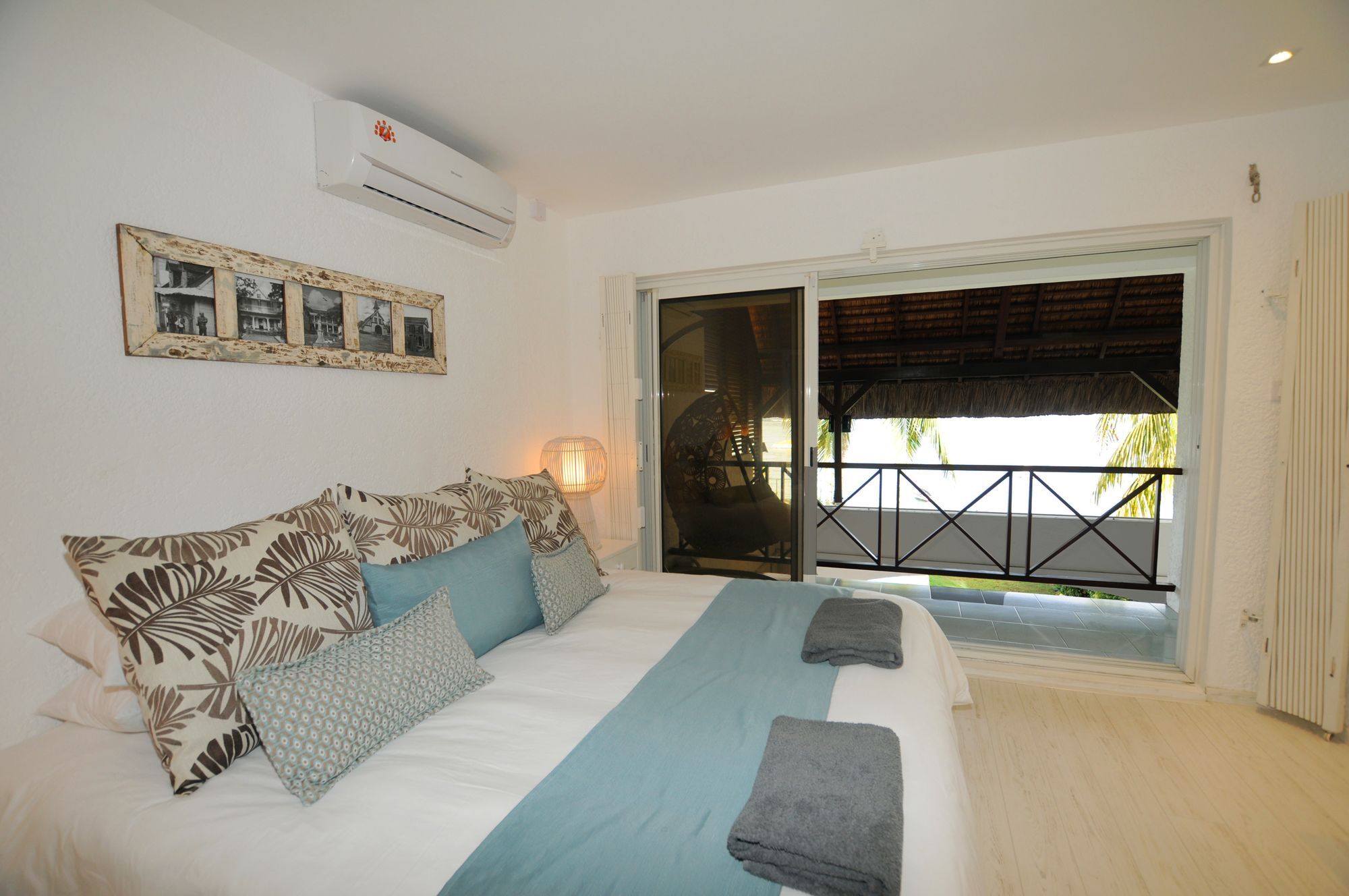 Caro'S Beachfront Trou aux Biches Exterior foto